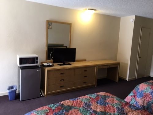 Colonade Motel East Windsor Dış mekan fotoğraf